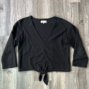 Madewell Texture and Thread Top Black Tie Front Cotton Top Size Medium V Neck